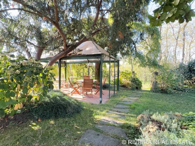 Appartamento in vendita di 470 m² in Via Baldo degli Ubaldi, 130