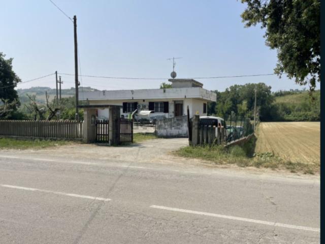 Appartamento in vendita di 472 m² in Via dell&apos  Industria