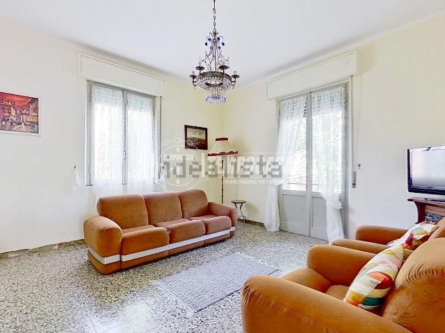 Appartamento in vendita di 480 m² in Viale I Maggio, 27