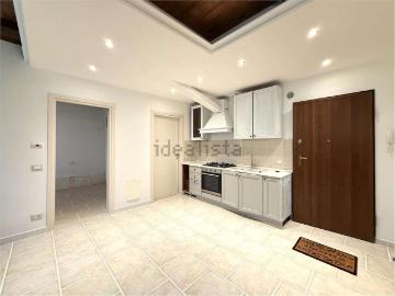 Appartamento in vendita di 48 m² in Via al Vittoriale, 11