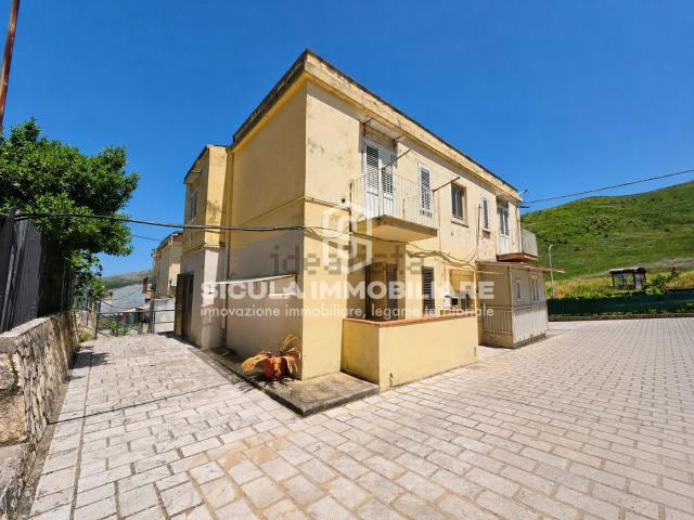 Appartamento in vendita di 48 m² in Via Romeo, 104