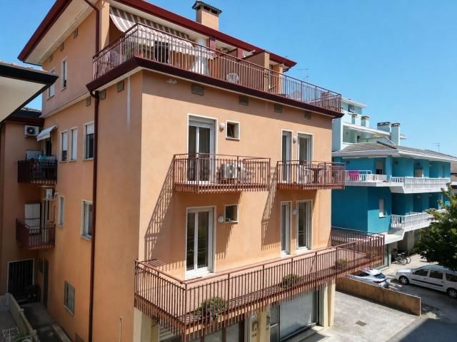 Appartamento in vendita di 48 m² in Via Saturno, 3