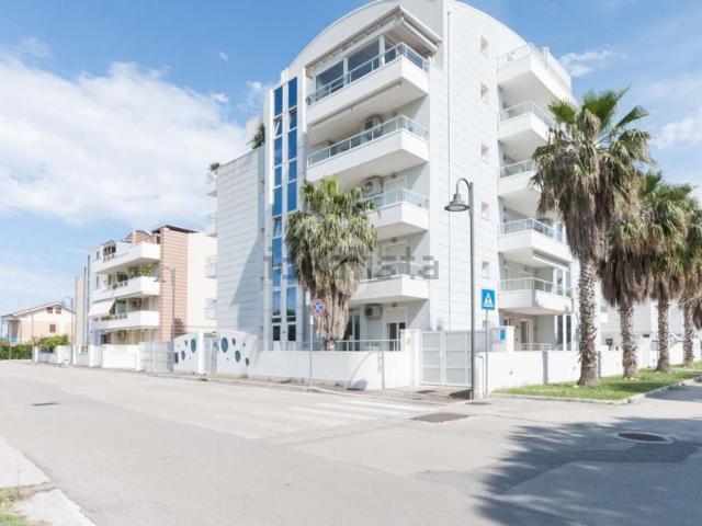 Appartamento in vendita di 48 m² in Viale Makarska, 50