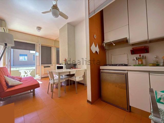 Appartamento in vendita di 48 m² in Viale delle Colonie