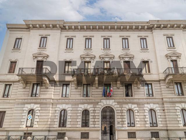 Appartamento in vendita di 553 m² in Via della Repubblica, 56