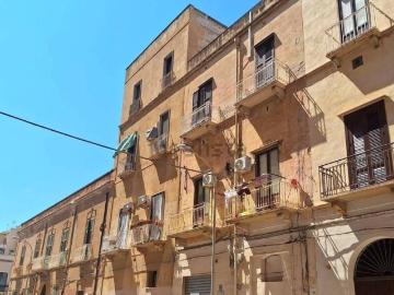 Appartamento in vendita di 49 m² in Via Poeta Calvino, 8