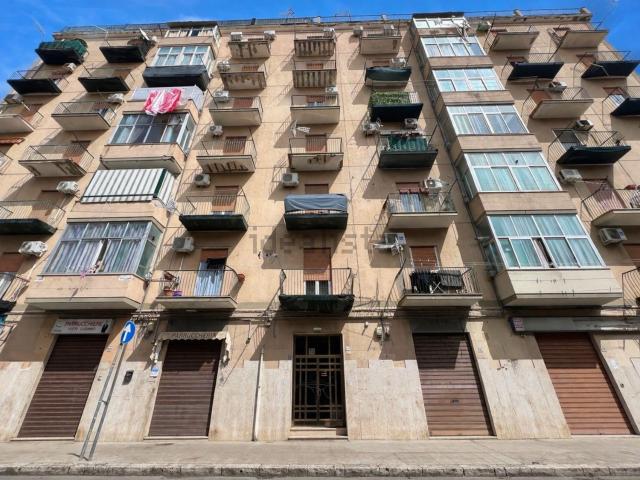 Appartamento in vendita di 70 m² in Via Aloisio Juvara