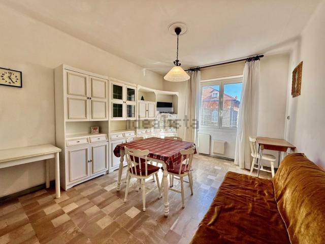 Appartamento in vendita di 53 m² in Via della Stazione, 153