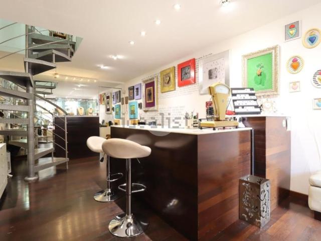 Appartamento in vendita di 53 m² in Via Mario Curzi, 47