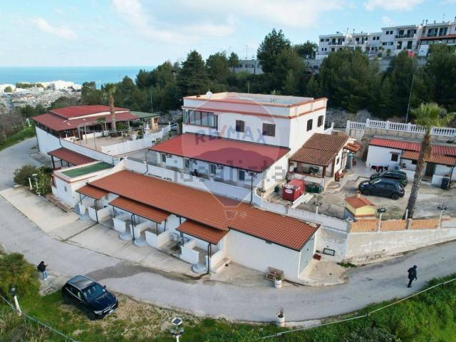 Appartamento in vendita di 500 m² in Via dello Scirocco