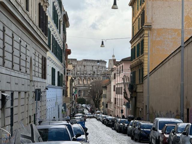 Appartamento in vendita di 500 m² in Via di San Giovanni in Laterano