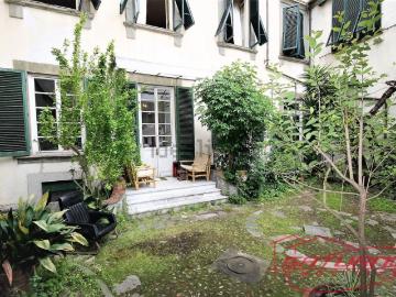 Appartamento in vendita di 500 m² in Via Michele Rosi, 10