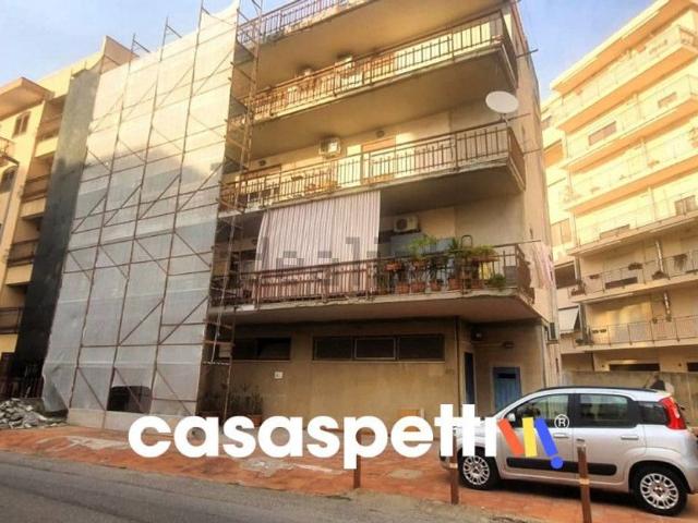 Appartamento in vendita di 500 m² in Via Sbarre Inferiori, 258