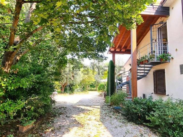 Appartamento in vendita di 500 m² in Strada Vecchia del Monte Salionze