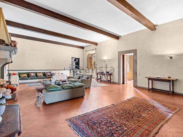 Appartamento in vendita di 504 m² in Via di Pulicciano, 1