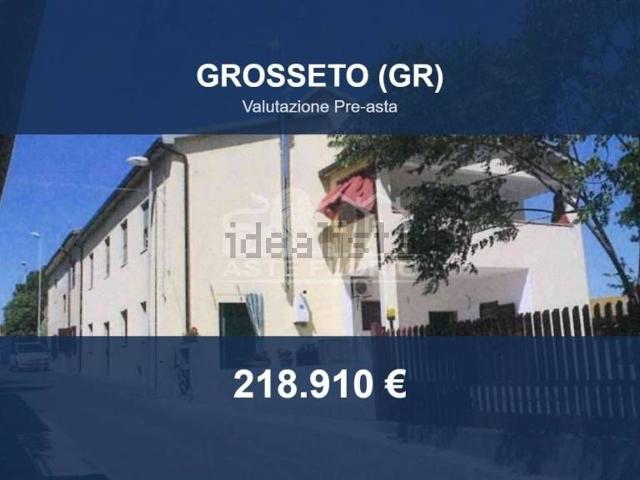 Appartamento in vendita di 505 m² in Via Circonvallazione