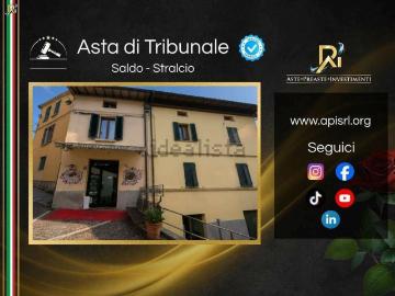 Appartamento in vendita di 507 m² in Via Terme, 18
