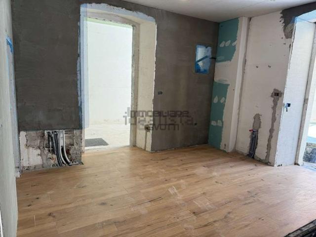 Appartamento in vendita di 50 m² in Borgo Palazzo, 82