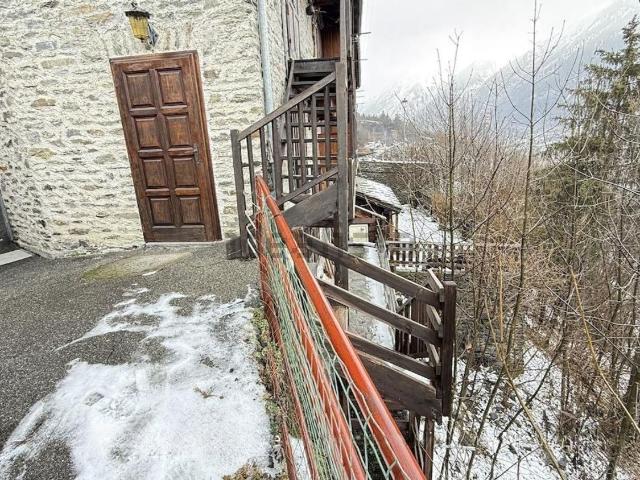Appartamento in vendita di 50 m² in Frazione le Pont, 146
