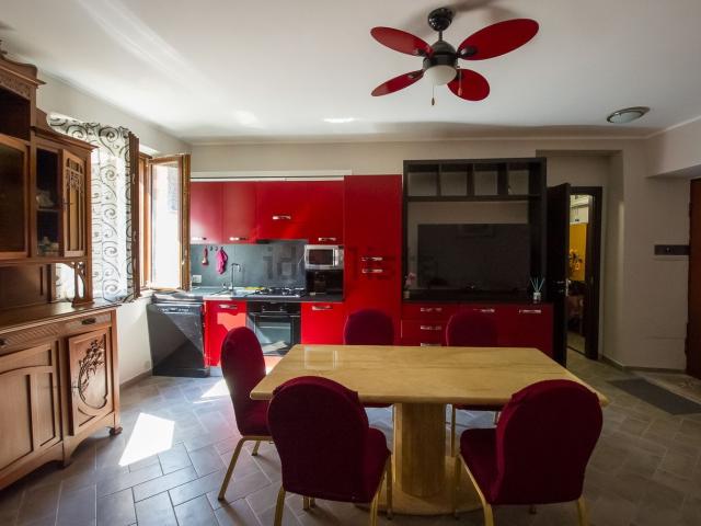 Appartamento in vendita di 50 m² in Via U. Visconti, 11