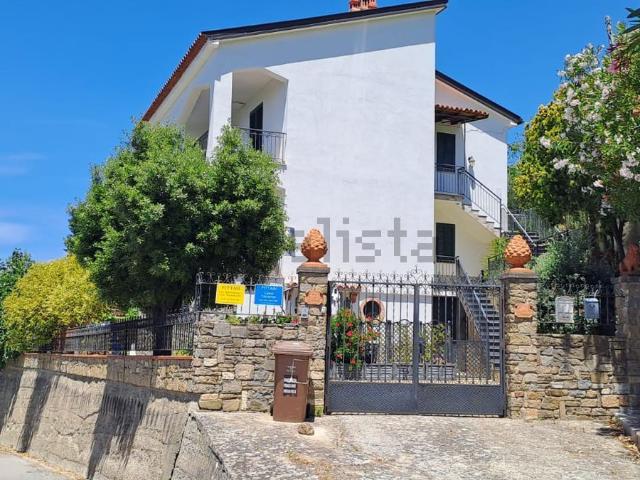 Appartamento in vendita di 50 m² in Via Battisti, 19