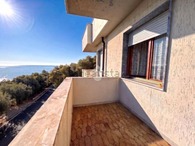 Appartamento in vendita di 50 m² in Via Civezza, 107