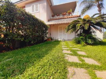 Appartamento in vendita di 50 m² in Via dott. Mario Amato, 90