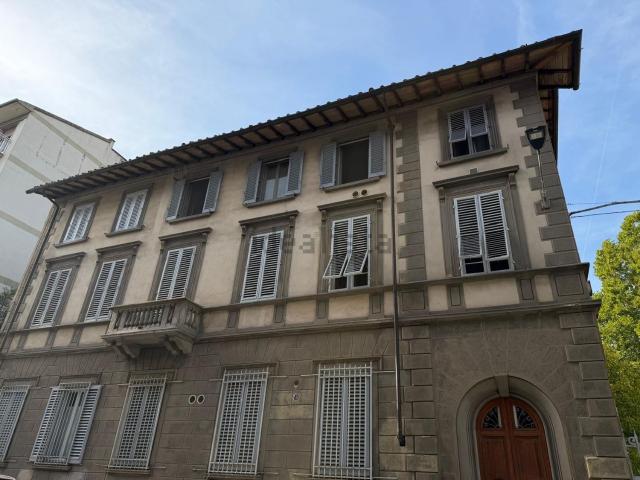 Appartamento in vendita di 50 m² in Via Fra&apos  Bartolomeo