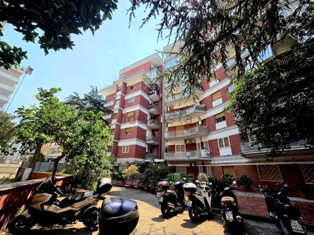 Appartamento in vendita di 50 m² in Viale Maria Bakunin