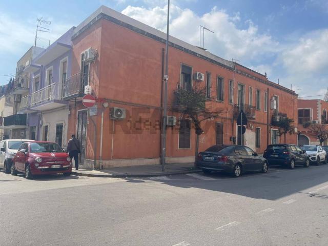 Appartamento in vendita di 50 m² in Viale Teocrito, 57