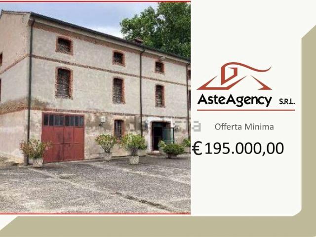 Appartamento in vendita di 515 m² in Via Capitello, 622