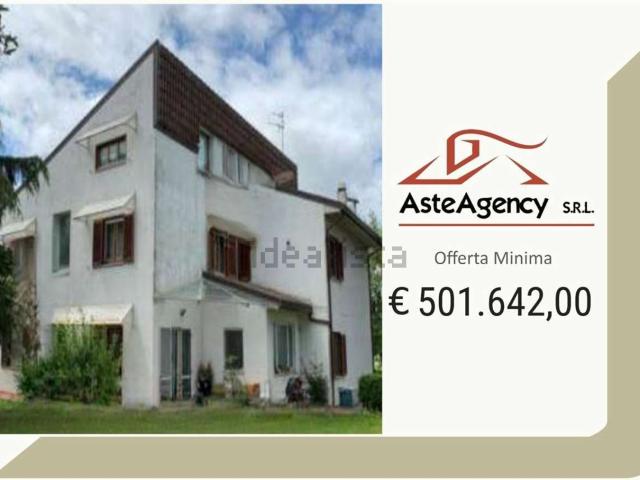 Appartamento in vendita di 518 m² in Via San Marcello, 104