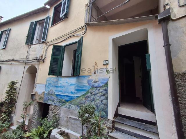Appartamento in vendita di 51 m² in Via Edmondo de Amicis, 12