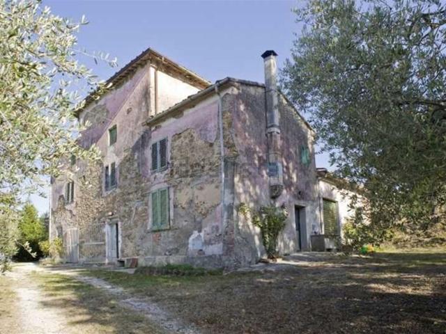 Appartamento in vendita di 520 m² in Via Guado o Granchiaie, 180