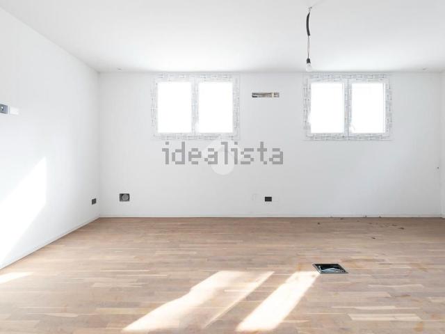 Appartamento in vendita di 520 m² in Via del Tuscolano, 30