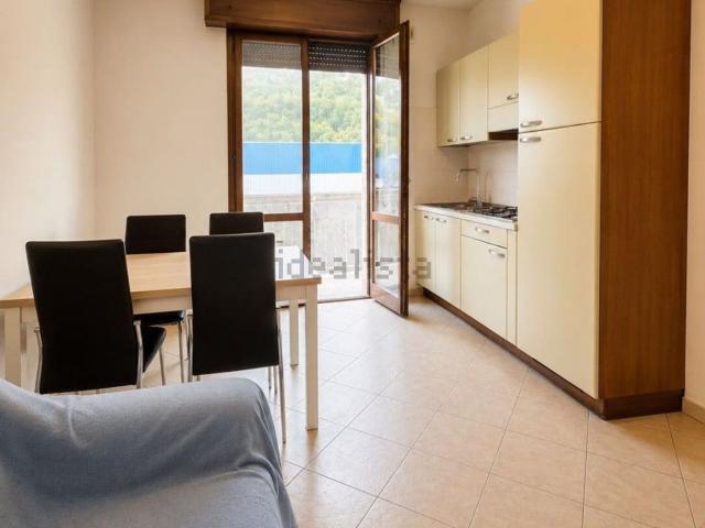 Appartamento in vendita di 52 m² in Via Radici Nord, 170
