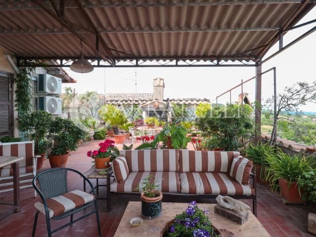 Appartamento in vendita di 530 m² in Via Giuseppe Garibaldi, 33