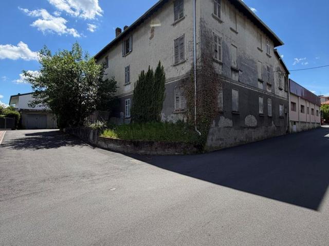 Appartamento in vendita di 530 m² in Via San Giovanni Bosco