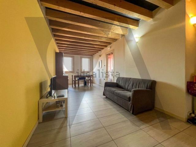 Appartamento in vendita di 57 m² in Via Fratelli Cairoli