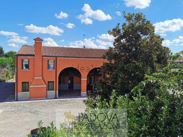 Appartamento in vendita di 57 m² in Via Adriatica