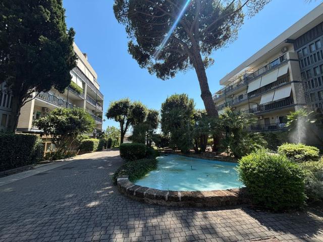 Appartamento in vendita di 57 m² in Via Alberto Cadlolo, 90