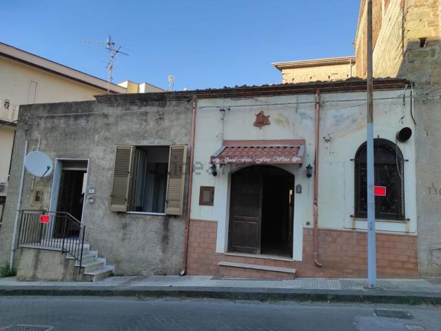 Appartamento in vendita di 57 m² in Via Cirino Gallo, 1