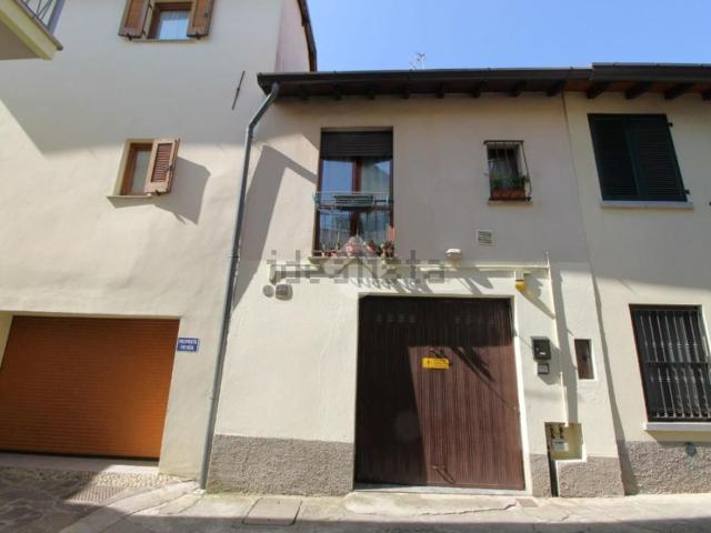 Appartamento in vendita di 57 m² in Via dell&apos oratorio, 17