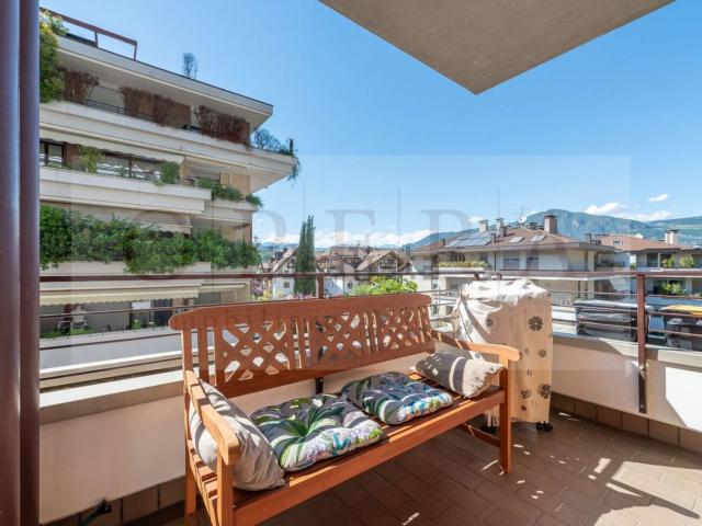 Appartamento in vendita di 57 m² in Via Max Valier