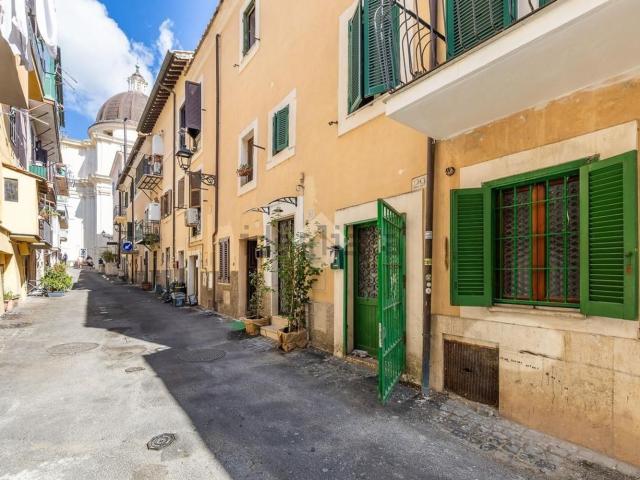 Appartamento in vendita di 57 m² in Via Roma, 1