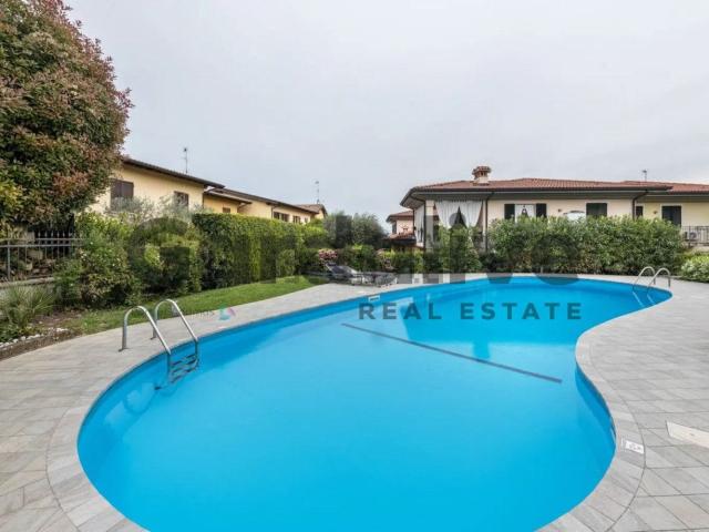 Appartamento in vendita di 57 m² in Via Ronco, 11