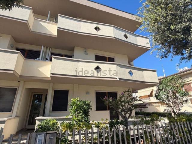 Appartamento in vendita di 57 m² in Viale Cristoforo Colombo, 396