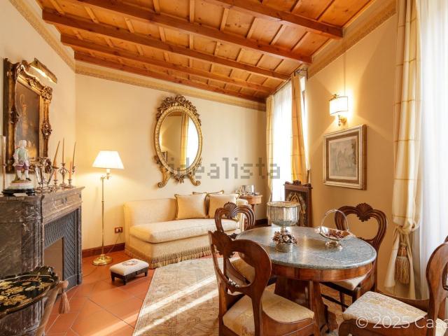 Appartamento in vendita di 540 m² in Via Felice Cavallotti, 1