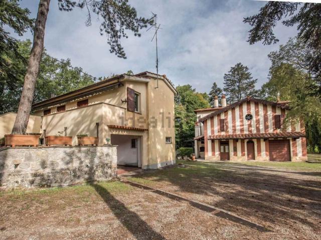 Appartamento in vendita di 540 m² in Località Gragnone, 5