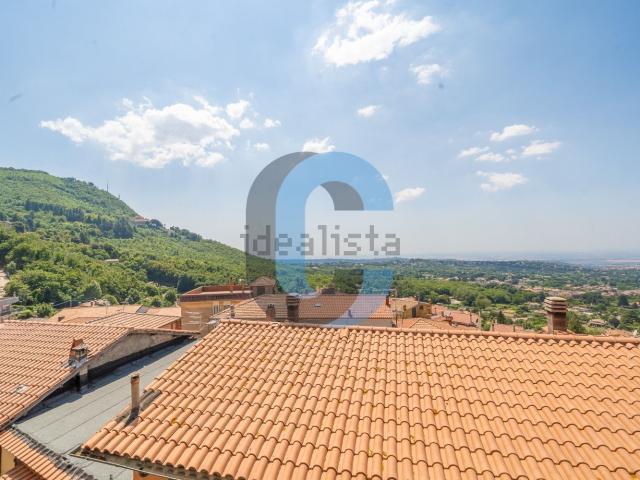 Appartamento in vendita di 54 m² in Borgo Valle Vergine, 77